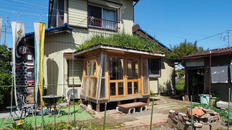 愛知県一宮市のその他「草屋根のサンルーム」1